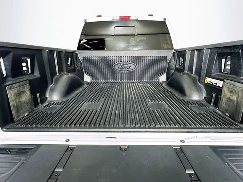 Used 2024 Ford F150 XLT w/ Equipment Group 302A MID image 30