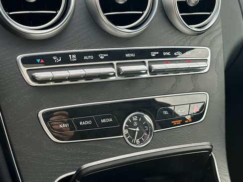 Certified 2021 Mercedes-Benz C 300 Sedan w/ Premium Package image 23