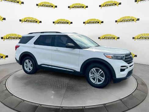 Certified 2023 Ford Explorer XLT w/ Equipment Group 202A RWD image 7