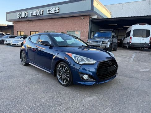 Used 2016 Hyundai Veloster Turbo image 3