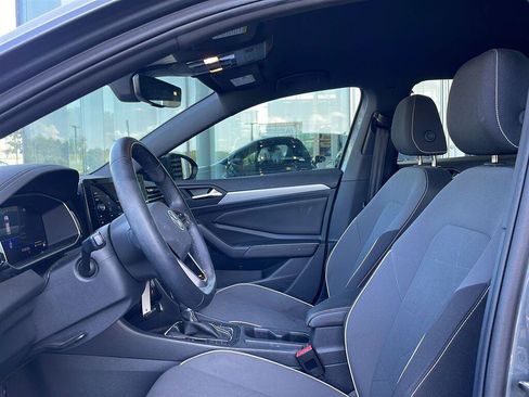 Used 2025 Volkswagen Jetta Sport FWD image 7