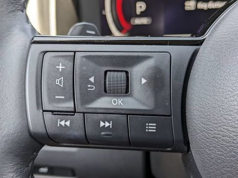 Used 2023 Nissan Rogue Platinum w/ Platinum Premium Package AWD/4WD image 30