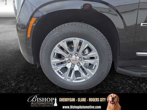 Used 2025 GMC Yukon Denali w/ LPO, Floor Liner Package AWD/4WD image 22
