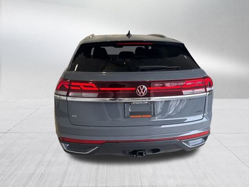 New 2026 Volkswagen Atlas Cross Sport SE image 4