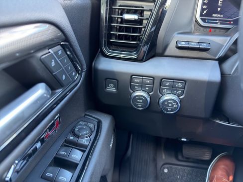 Certified 2022 GMC Sierra 1500 AT4 w/ AT4 Premium Package AWD/4WD image 22