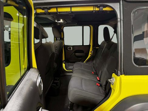 Used 2023 Jeep Wrangler Sport S image 22