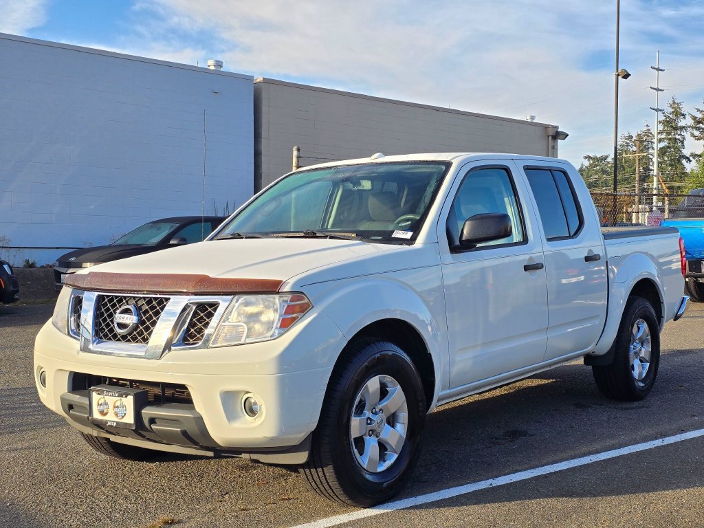 Used 2013 Nissan Frontier SV w/ SV Value Truck Pkg RWD image 4