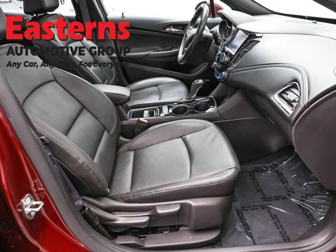 Used 2016 Chevrolet Cruze Premier FWD image 24