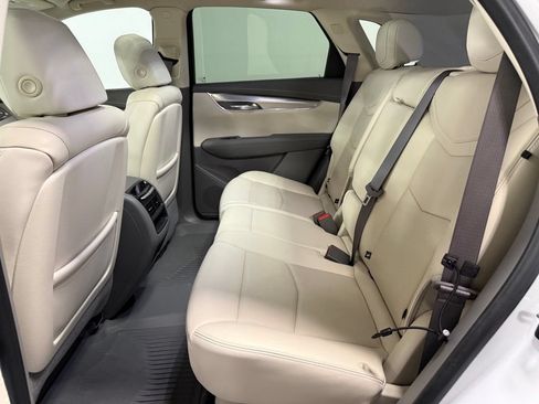 Used 2020 Cadillac XT5 Premium Luxury AWD/4WD image 10