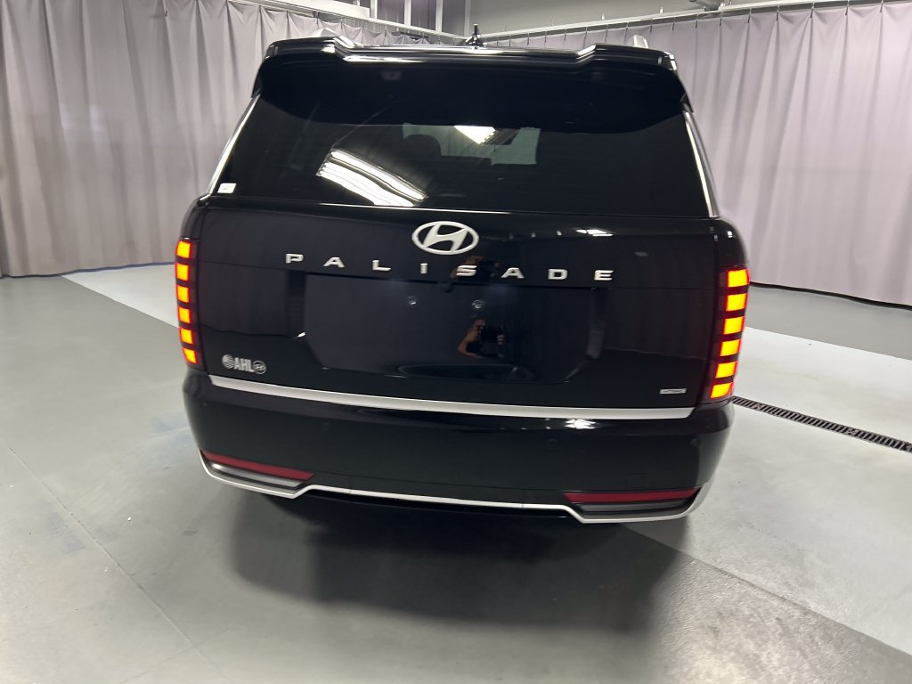 Used 2026 Hyundai Palisade Calligraphy AWD/4WD image 6