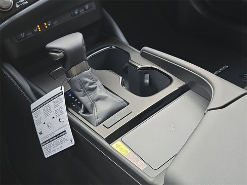 New 2025 Lexus ES 350 w/ Premium Package image 24