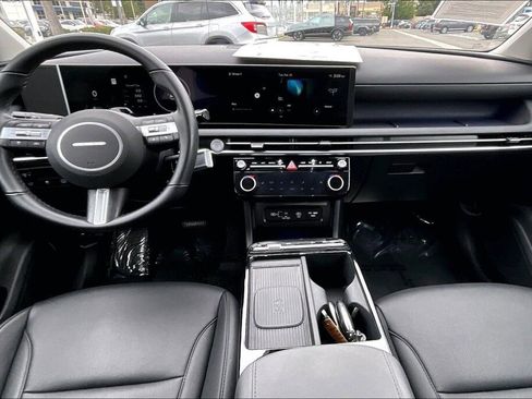 Certified 2025 Hyundai Tucson SEL image 11