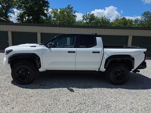 Certified 2026 Toyota Tacoma TRD Pro AWD/4WD image 3