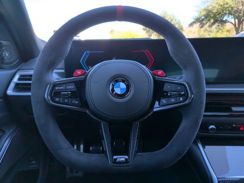 Used 2025 BMW M3 w/ Executive Package image 23