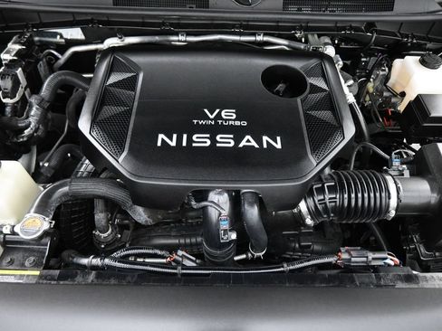 Used 2026 Nissan Armada PRO-4X AWD/4WD image 24