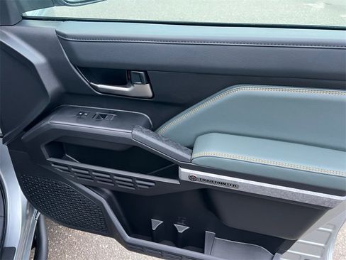 New 2025 Toyota Tacoma Trailhunter image 17