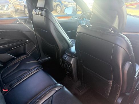 Used 2018 Lincoln MKC Reserve image 17