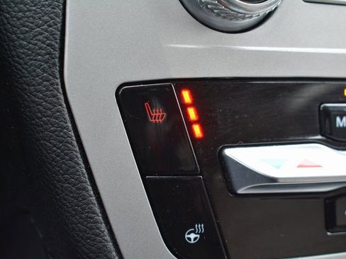 Used 2023 Ford Explorer XLT w/ Equipment Group 202A image 18