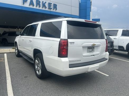 Used 2017 Chevrolet Suburban LT AWD/4WD image 3