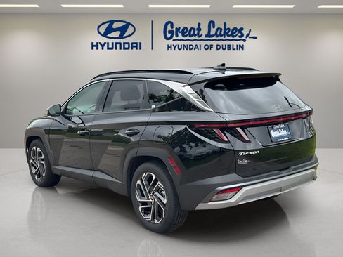 Certified 2025 Hyundai Tucson Limited FWD image 3
