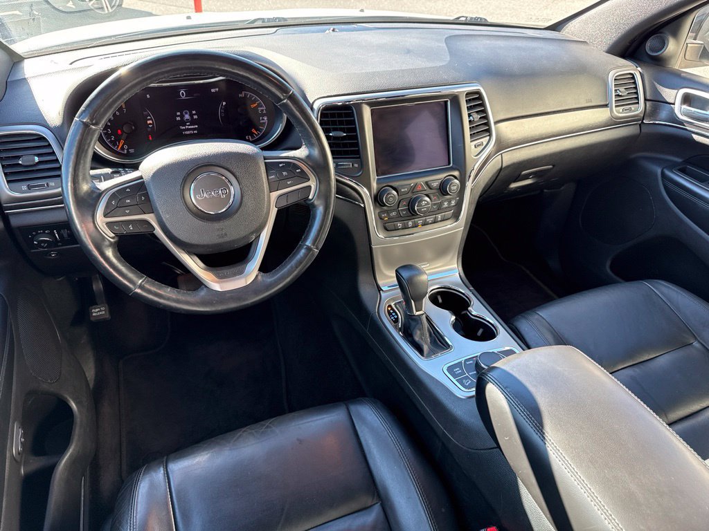 Used 2018 Jeep Grand Cherokee Limited AWD/4WD image 16