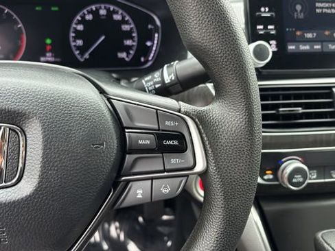 Used 2020 Honda Accord EX image 24