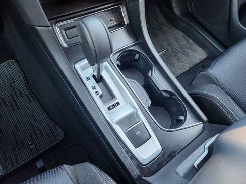 Used 2023 Subaru Ascent Premium w/ Convenience Package image 23