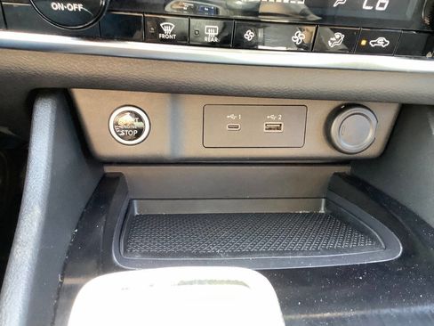 Used 2021 Nissan Rogue SV AWD/4WD image 42