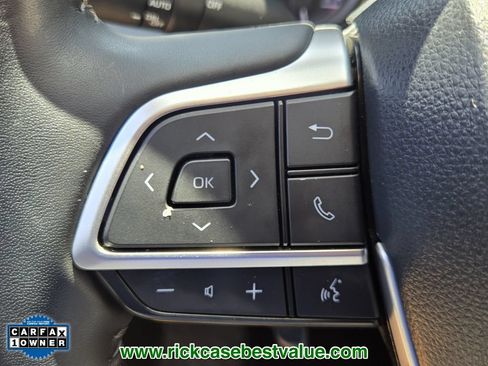 Used 2023 Toyota Highlander XLE FWD image 31