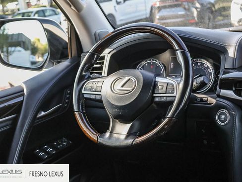 Used 2018 Lexus LX 570 4WD image 18