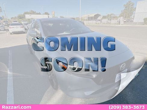 Used 2020 MAZDA MAZDA3 Hatchback w/ Premium Package FWD image 1