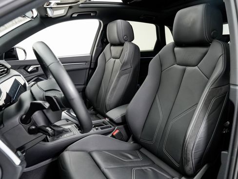 Used 2022 Audi Q3 2.0T Premium Plus image 5