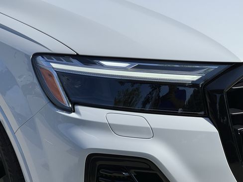 Certified 2026 Audi Q7 3.0T Premium Plus AWD/4WD image 11