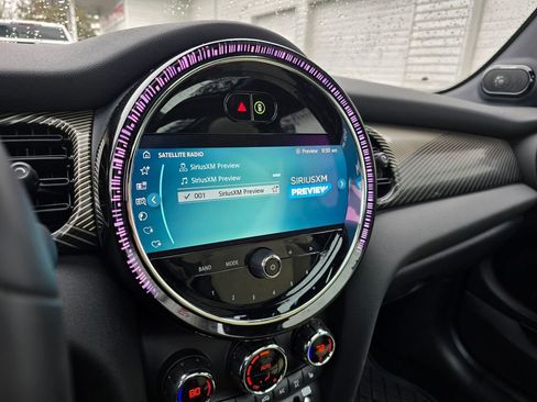 Used 2024 MINI Cooper SE w/ MINI Resolute Edition image 28