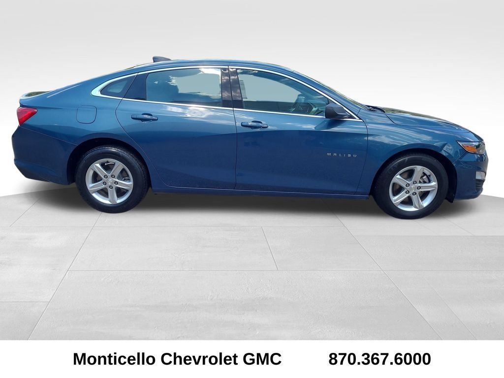Used 2024 Chevrolet Malibu LS FWD image 8