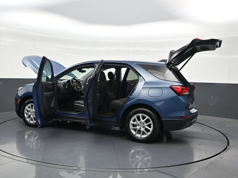 Used 2024 Chevrolet Equinox LT FWD image 39