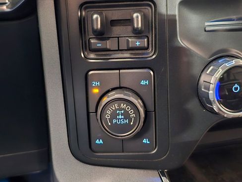 Used 2023 Ford F150 Lariat w/ Trailer Tow Package AWD/4WD image 21