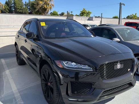 Used 2019 Jaguar F-PACE S AWD/4WD image 1