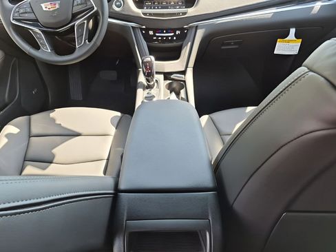 New 2026 Cadillac XT5 Premium Luxury w/ LPO, ONYX Package FWD image 22