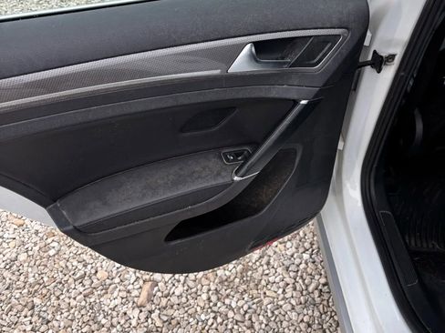 Used 2017 Volkswagen Golf Alltrack SEL image 14