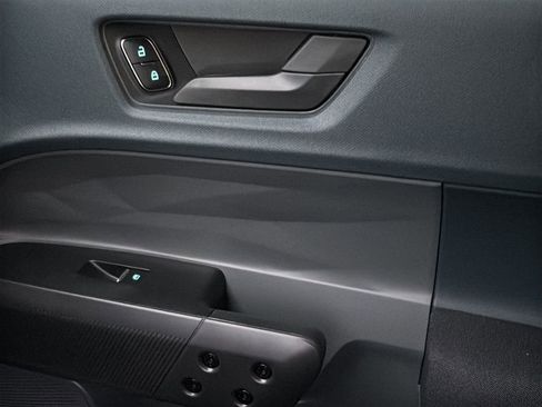 New 2026 Ford Maverick XL FWD image 11