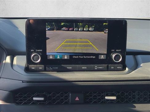 Used 2023 Honda Accord EX image 19