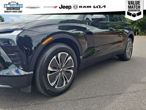 Used 2024 Chevrolet Blazer EV LT AWD/4WD image 11