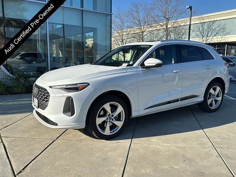 Used 2025 Audi Q5 Premium Plus w/ Premium Plus image 1