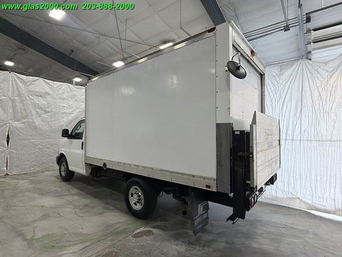 Used 2016 Chevrolet Express 3500 RWD image 7