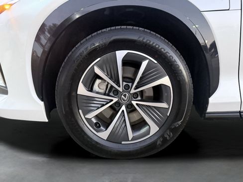 Used 2025 Lexus RZ 450e image 14