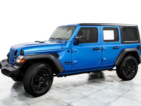 Used 2022 Jeep Wrangler Unlimited Sport AWD/4WD image 4