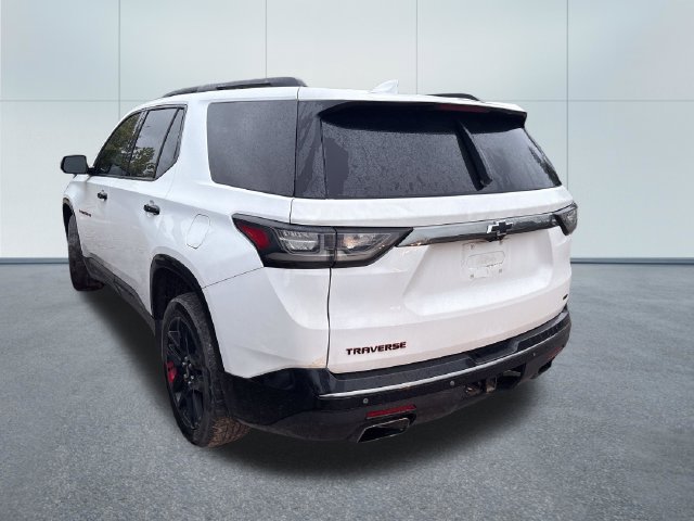 Used 2019 Chevrolet Traverse Premier w/ Redline Edition AWD/4WD image 2