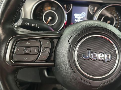 Used 2022 Jeep Wrangler Unlimited Willys image 15