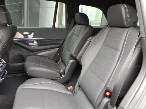 New 2026 Mercedes-Benz GLS 450 4MATIC image 25